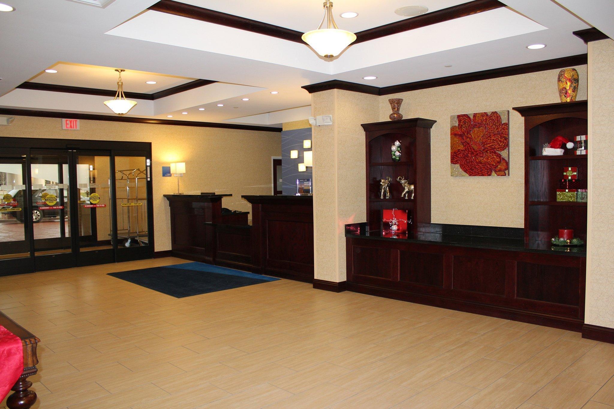 Holiday Inn Express Niles By Ihg Zewnętrze zdjęcie