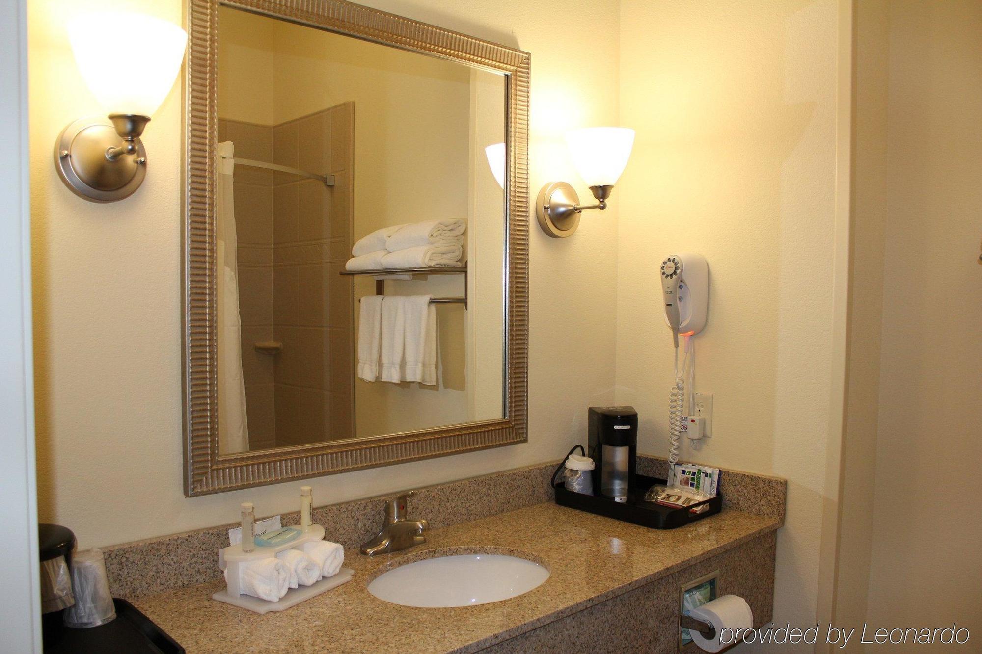 Holiday Inn Express Niles By Ihg Pokój zdjęcie