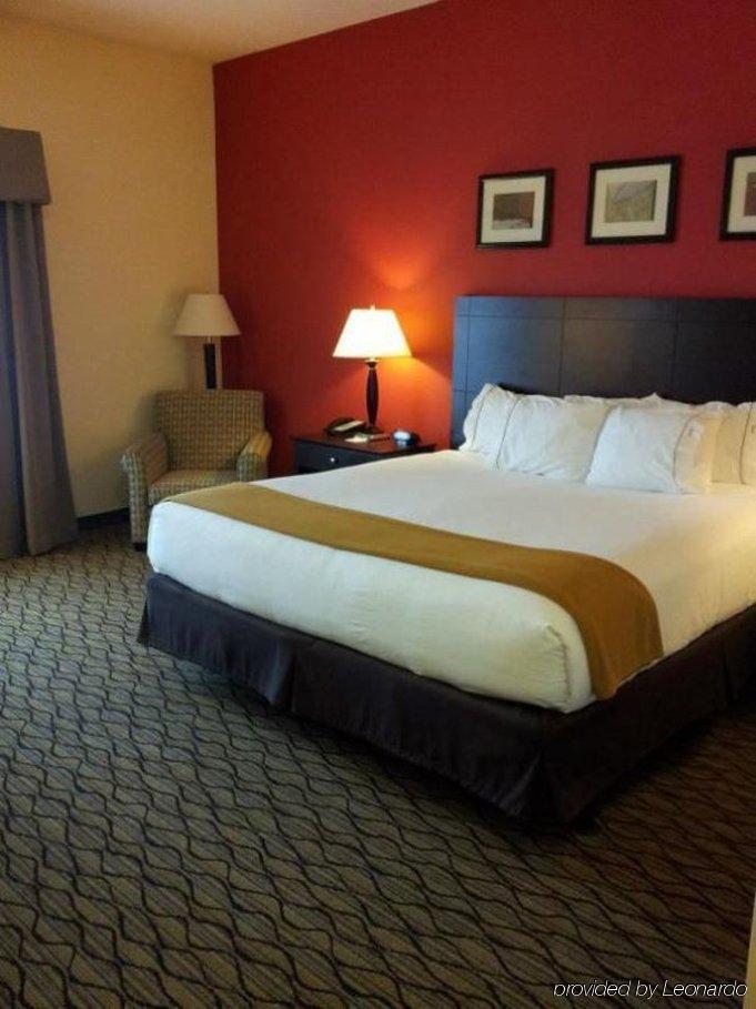 Holiday Inn Express Niles By Ihg Zewnętrze zdjęcie