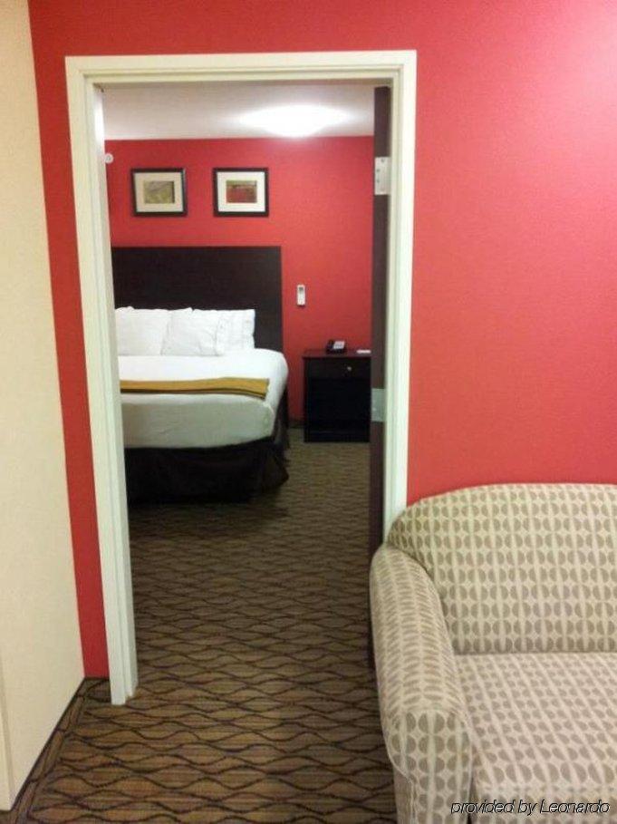 Holiday Inn Express Niles By Ihg Zewnętrze zdjęcie