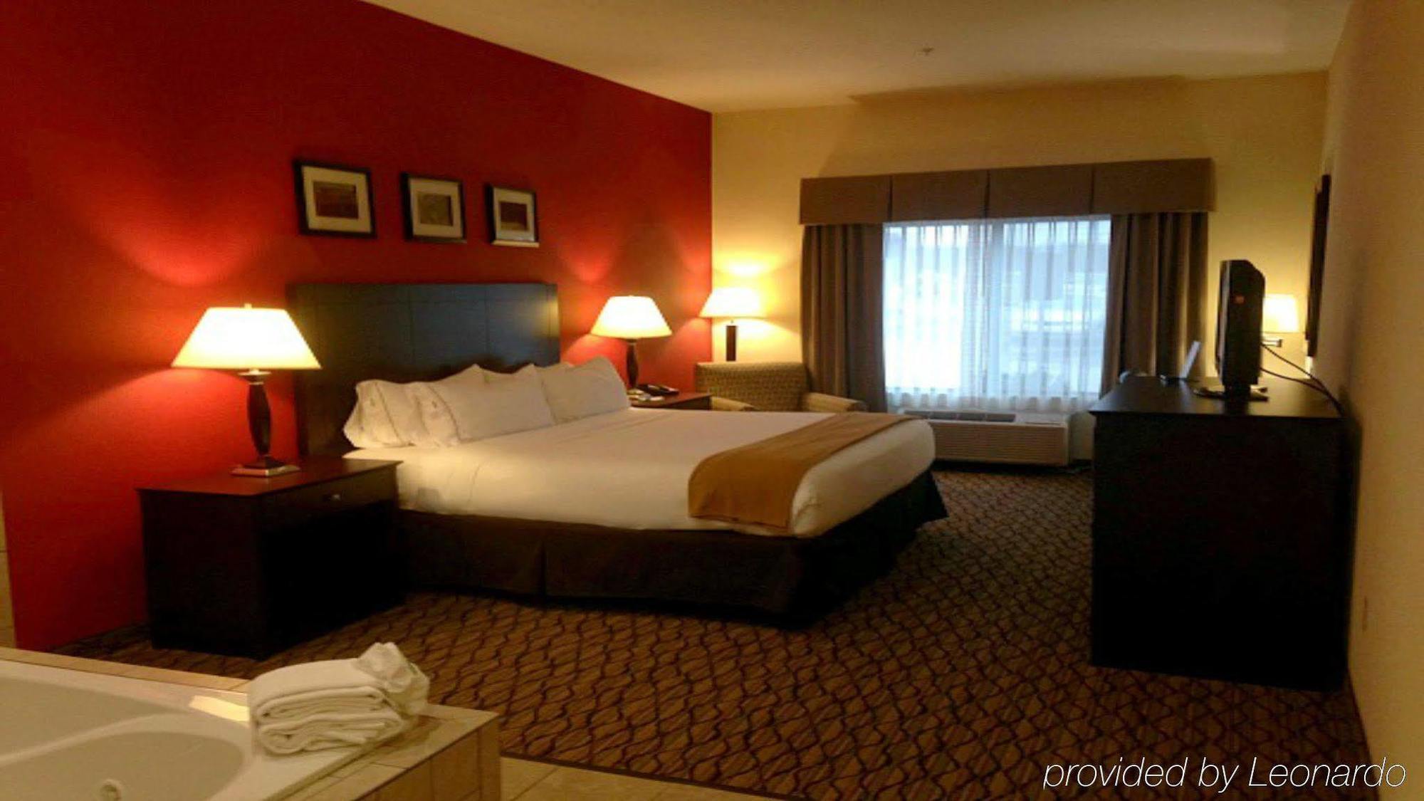 Holiday Inn Express Niles By Ihg Zewnętrze zdjęcie